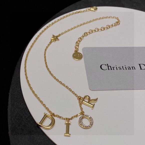 Dior Lustrous Gold Letter Charm Necklace - Picture 3 of 6